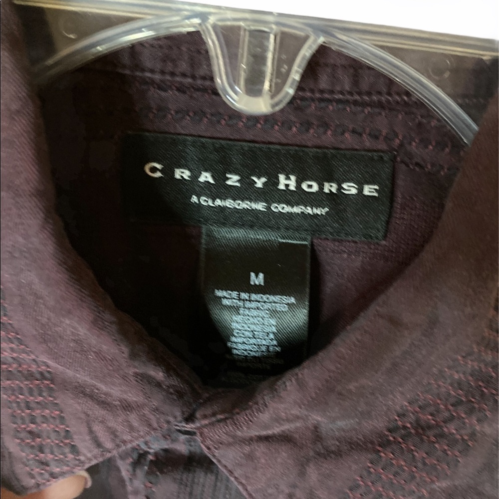 Long Sleeves Burgyndy Shirt - Picture 2 of 5